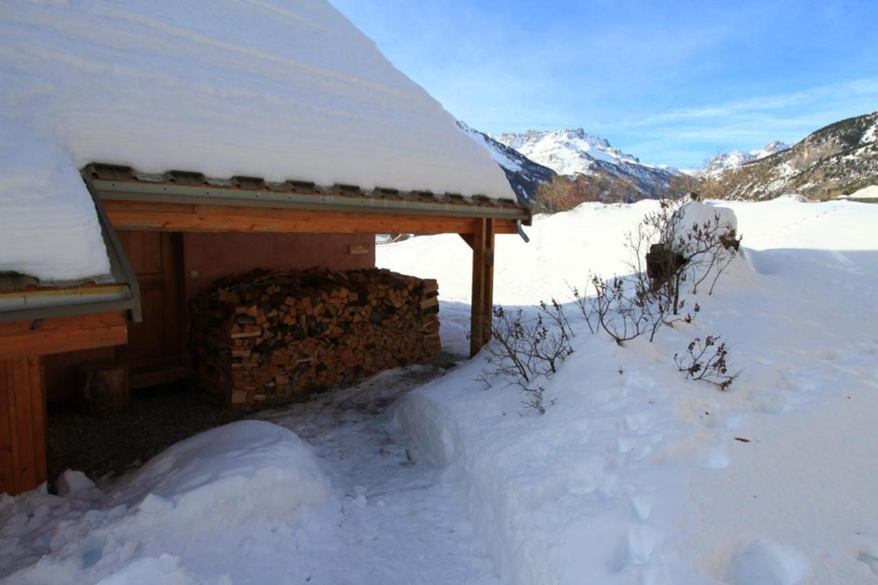 Chalet Le Mélézin hameau des Chazals Nevache Hautes Alpes Esterno foto